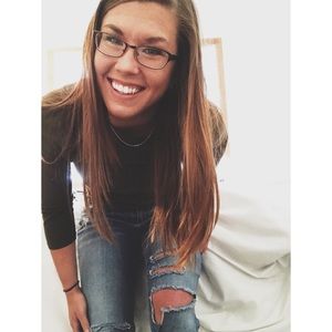 Meet your Posher, Melanie